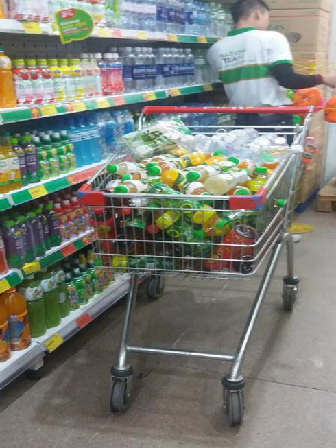 Vụ con ruồi nửa tỷ: Ngại ngần với sản phẩm Tân Hiệp Phát - ảnh 1