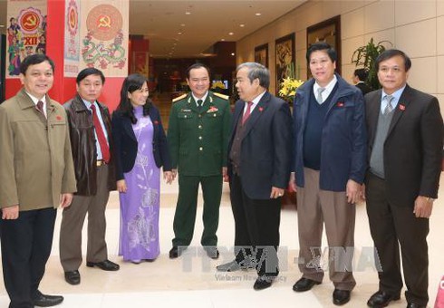 Ngày 25: Xem xét các trường hợp xin rút khỏi danh sách đề cử BCH Trung ương 12 - ảnh 1