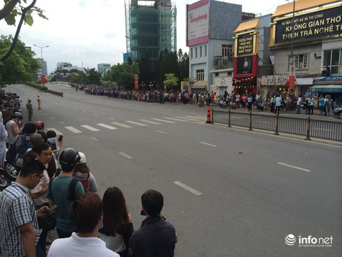 Tổng thống Barack Obama đã tới TP.HCM - ảnh 8