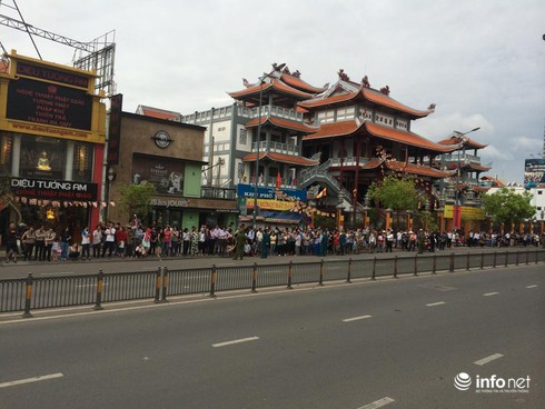 Tổng thống Barack Obama đã tới TP.HCM - ảnh 9