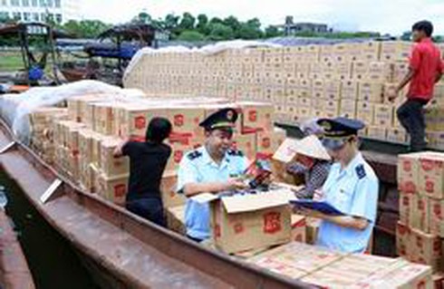 Thay thế người đứng đầu có biểu hiện bao che cho buôn lậu - ảnh 1