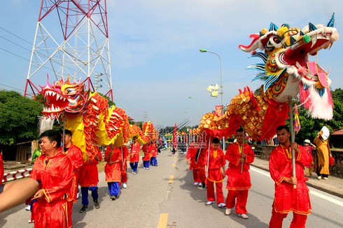 Xem lễ rước nước độc đáo trên sông Hồng của Hội đình Chèm - ảnh 7