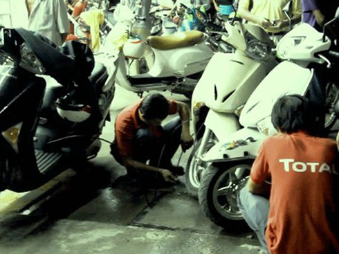 Gian lận trong kinh doanh xăng, dầu: Người tiêu dùng lãnh đủ - ảnh 2