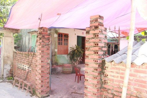 Nghịch tử dùng dao đâm chết mẹ - ảnh 2