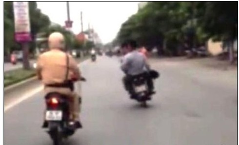 Cấm quay phim, chụp ảnh CSGT khi đang làm nhiệm vụ? - ảnh 1