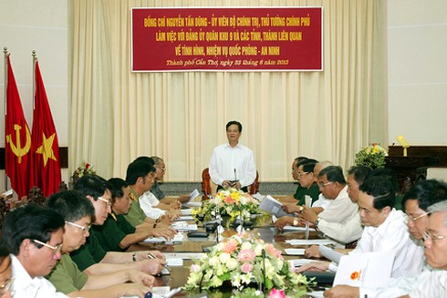 Thủ tướng biểu dương sự nỗ lực của Quân khu 9 - ảnh 2