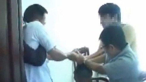 Hải Dương: Cụ ông 81 tuổi vào nhà nghỉ