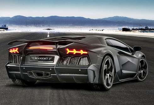 Cận cảnh siêu xế hộp hơn 70 tỷ đồng khi về Việt Nam - ảnh 3