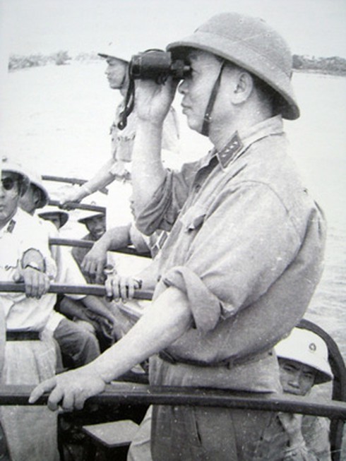 Đại tướng Võ Nguyên Giáp qua ảnh - ảnh 15