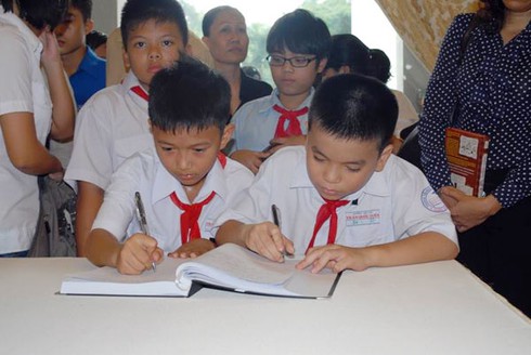 Cập nhật tin mới nhất về Quốc tang Đại tướng Võ Nguyên Giáp chiều, tối 12/10 - ảnh 49