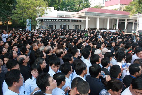 Cập nhật tin mới nhất về Quốc tang Đại tướng Võ Nguyên Giáp chiều, tối 12/10 - ảnh 37