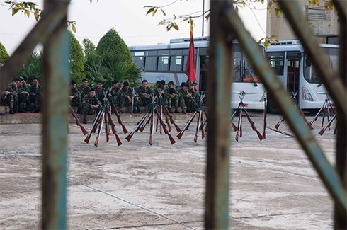 Bên trong sân bay Đồng Hới trước giờ đón linh cữu Đại tướng Võ Nguyên Giáp - ảnh 1