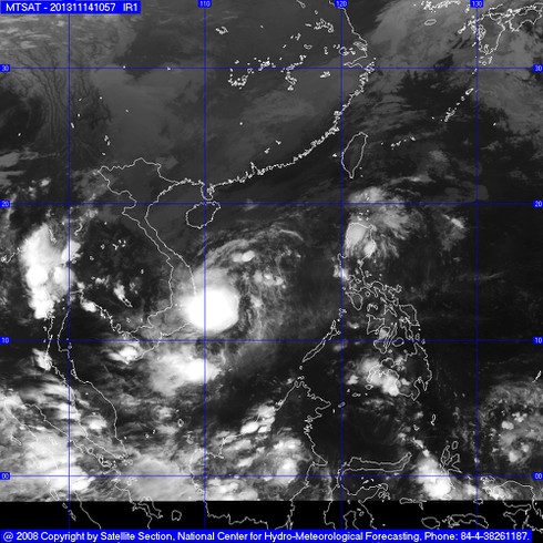 Tin mới nhất về cơn bão số 15 đêm 14 và ngày 15/11: Gió giật cấp 10 - ảnh 1