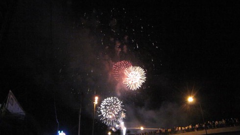 Không khí đón giao thừa Giáp Ngọ 2014 - ảnh 18