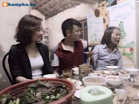 Người yêu Văn Quyến về ra mắt mẹ chồng tương lai - ảnh 4