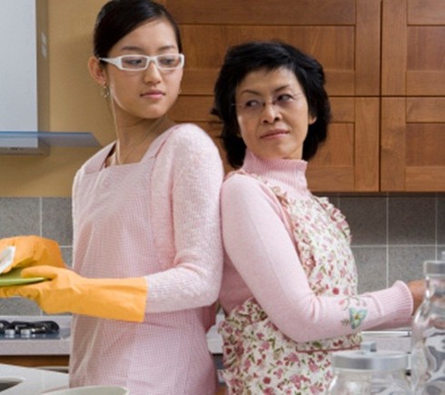 Mẹ chồng từng thấy tôi là mang thức ăn đi giấu! - ảnh 1