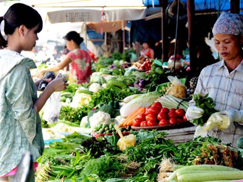 Lạm phát cuối năm gánh nhiều sức ép tăng giá - ảnh 1