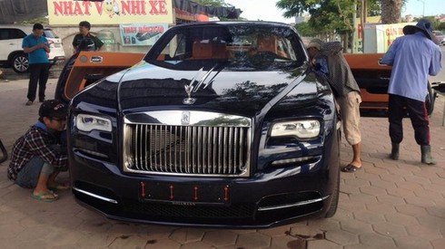 90% siêu xe nhập về cùng