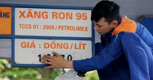 Tăng kịch khung thuế BVMT vào giá xăng: Bộ Tài chính chưa quyết định gì cả! - ảnh 1