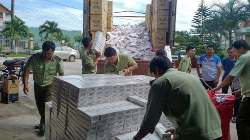 Gia Lai tổ chức tiêu hủy 84.483 bao thuốc lá điếu nhập lậu - ảnh 1