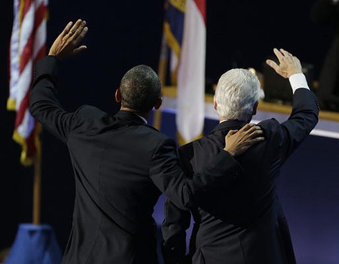 Những bức ảnh 'lạ' trong chiến dịch tranh cử Tổng thống Mỹ - ảnh 16