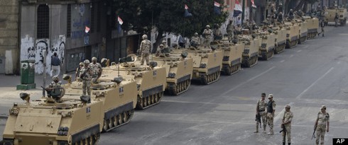 Ai Cập: Gia hạn lệnh khẩn cấp, mở rộng đàn áp quân sự - ảnh 1