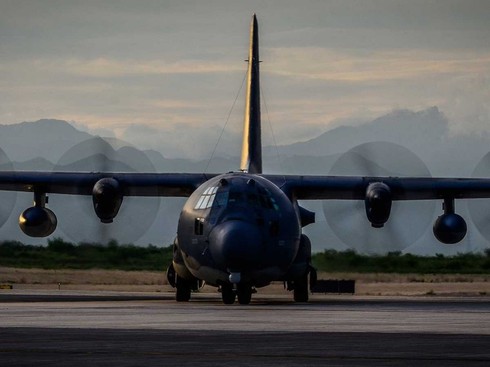 Vất vả như lính phi công Mỹ - ảnh 1