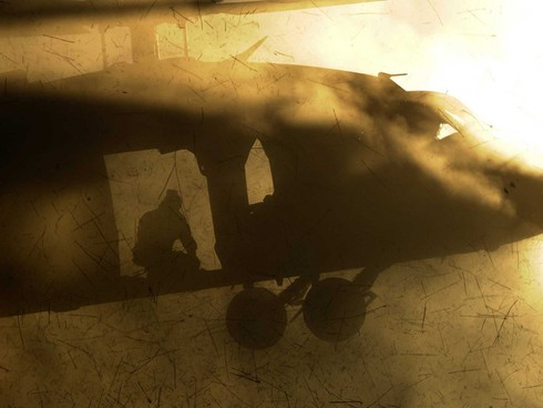 Vất vả như lính phi công Mỹ - ảnh 7