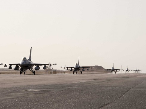 Vất vả như lính phi công Mỹ - ảnh 20