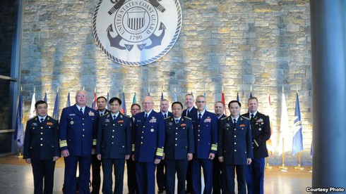 Mỹ cử sỹ quan tuần duyên đến Việt Nam - ảnh 1