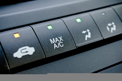 Dùng điều hòa ô tô như thế nào trong mùa nóng? - ảnh 3