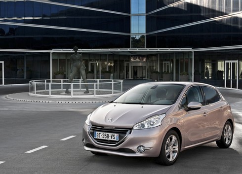 Peugeot 208 và 508 đắt hàng ở Việt Nam - ảnh 7