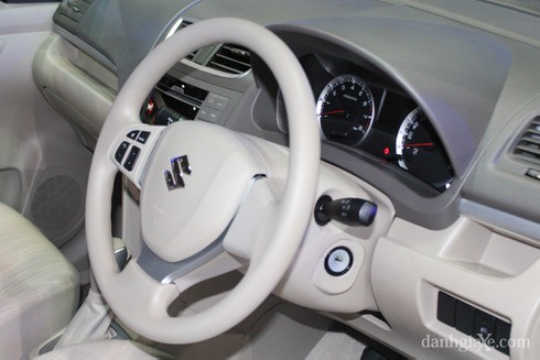 Xe 7 chỗ Suzuki Ertiga giá 599 triệu ở Việt Nam - ảnh 12