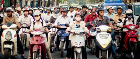 Tại sao đàn ông Việt toàn đi xe máy nữ? - ảnh 1