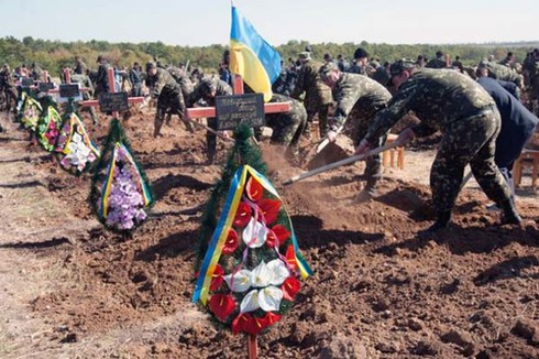 Tin thế giới 18h30: Thi thể lính Ukraine bị lãng quên ở miền đông - ảnh 4