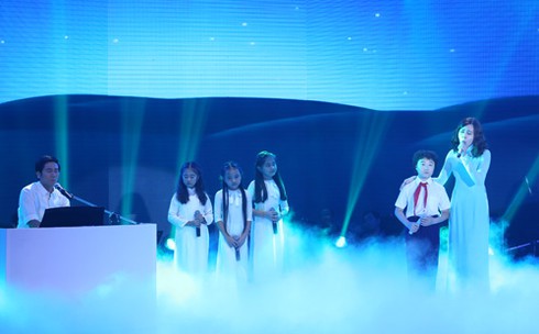 Cô bé Bình Định đăng quang The Voice Kids - ảnh 13
