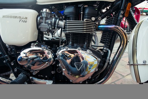 Tinhte_Triumph_Bonneville_T100-9973.