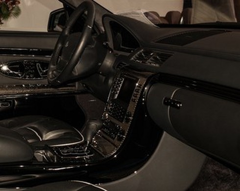 Khám phá Maybach 62S của bố chồng Hà Tăng - ảnh 2