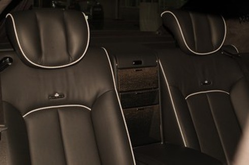 Khám phá Maybach 62S của bố chồng Hà Tăng - ảnh 6