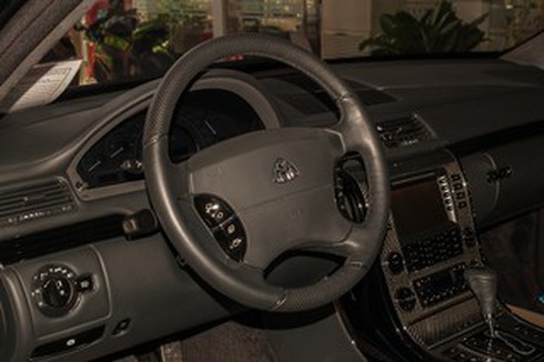 Khám phá Maybach 62S của bố chồng Hà Tăng - ảnh 5