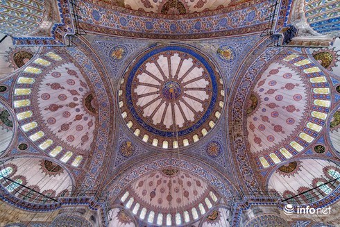 Choáng ngợp trước vẻ đẹp của mái nhà thờ Hồi giáo - ảnh 21