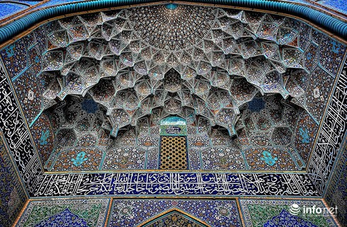 Choáng ngợp trước vẻ đẹp của mái nhà thờ Hồi giáo - ảnh 5