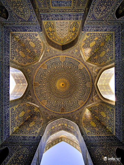 Choáng ngợp trước vẻ đẹp của mái nhà thờ Hồi giáo - ảnh 7