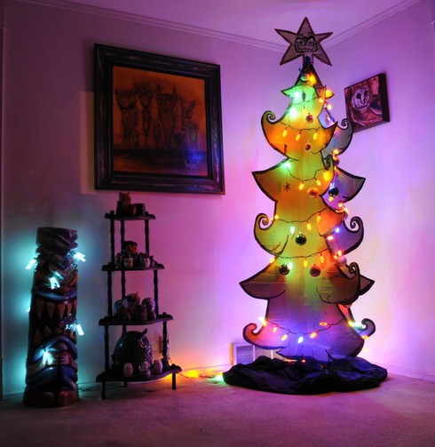11 mẫu cây thông Noel sáng tạo từ phế liệu - ảnh 9