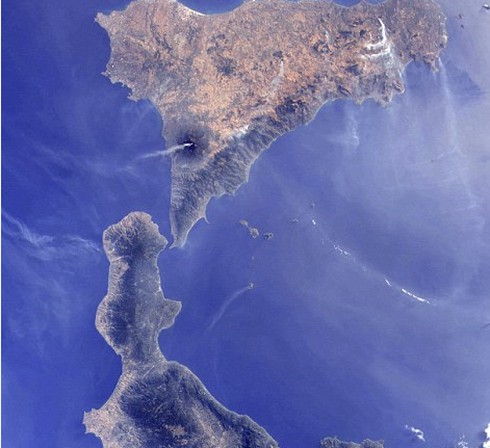 Thế giới năm 2014 nhìn từ vũ trụ - ảnh 7