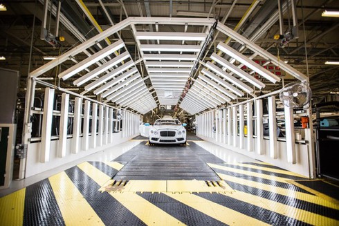 Siêu xe Bentley được chế tạo như thế nào? - ảnh 57