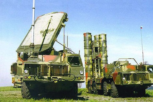 S-300 đọ sức Tomahawk và F-15 - ảnh 2