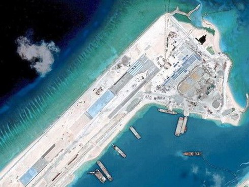 Mỹ đáp trả lời ve vãn lố bịch của Trung Quốc về Biển Đông - ảnh 1