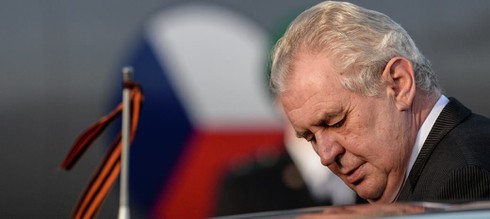 Tổng thống CH Séc đã tới Nga dự lễ kỷ niệm Ngày Chiến thắng 9/5 - ảnh 1