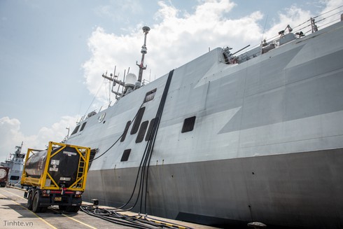 Cận cảnh tàu tác chiến bờ biển hiện đại nhất thế giới USS Fort Worth - ảnh 11